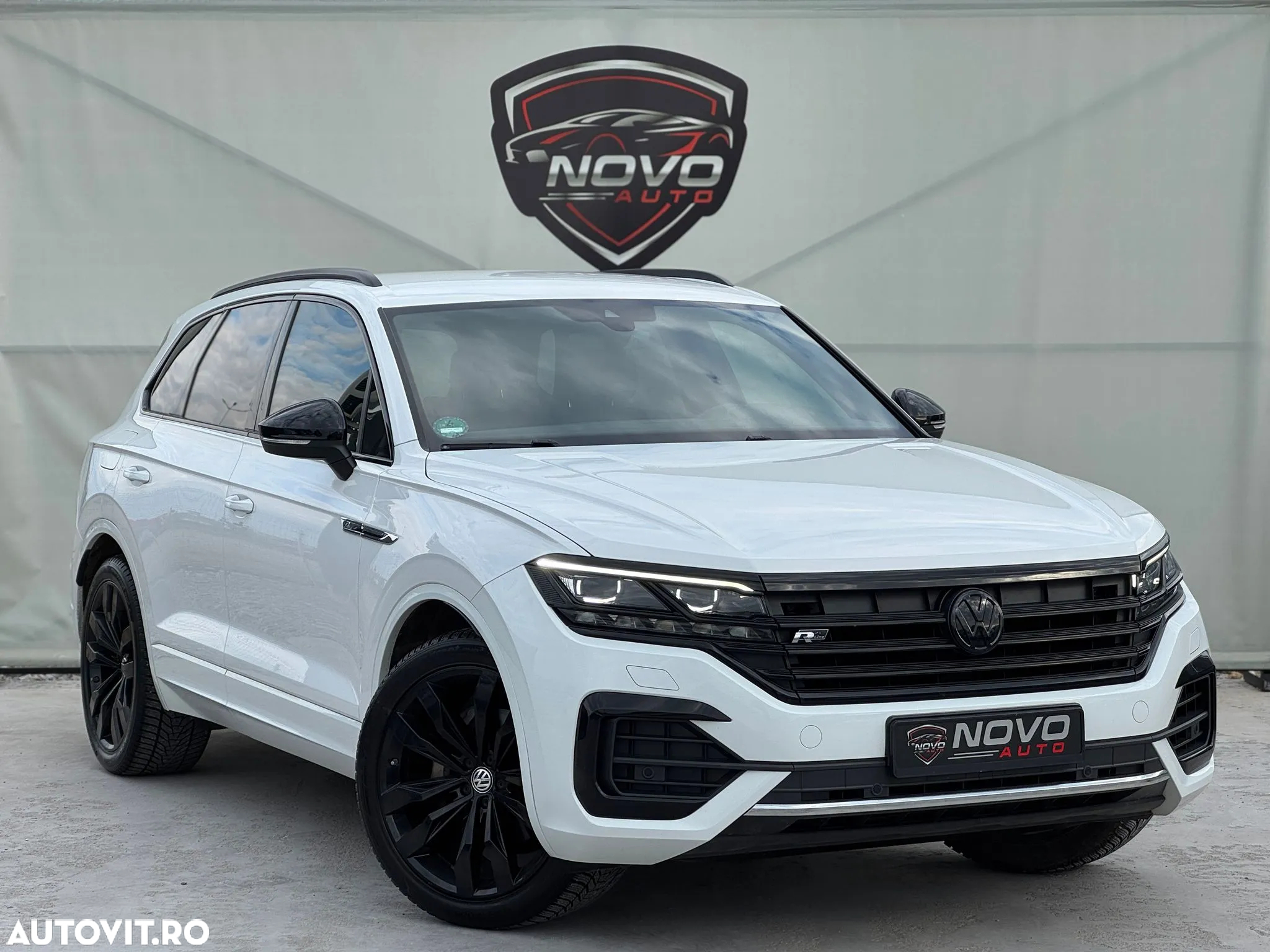 Volkswagen Touareg 3.0 V6 TDI 4Motion DPF Automatik R-Line - 2