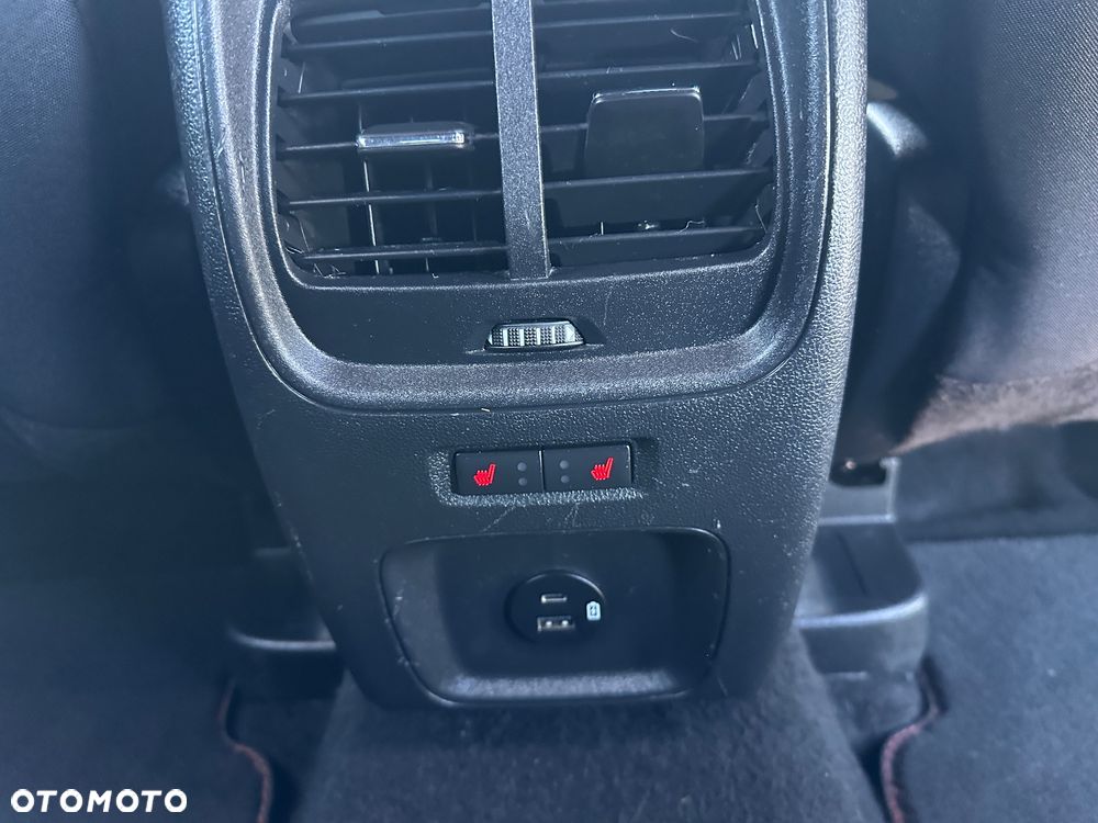 Ford Kuga 1.5 EcoBoost ST-LINE X - 17