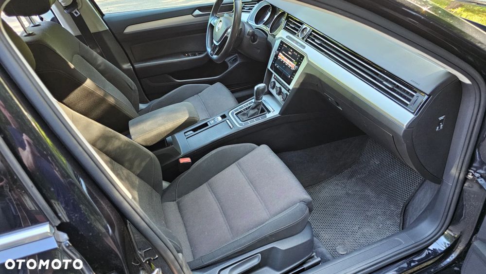Volkswagen Passat 1.8 TSI BMT Comfortline DSG - 11