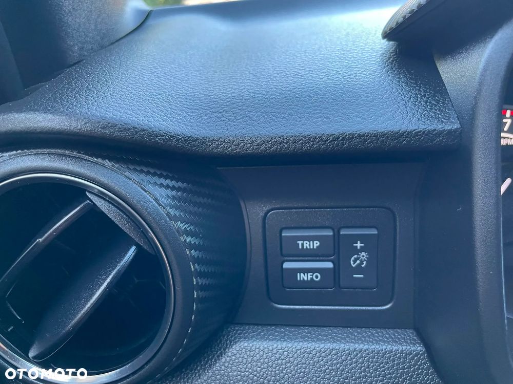 Suzuki Ignis - 13