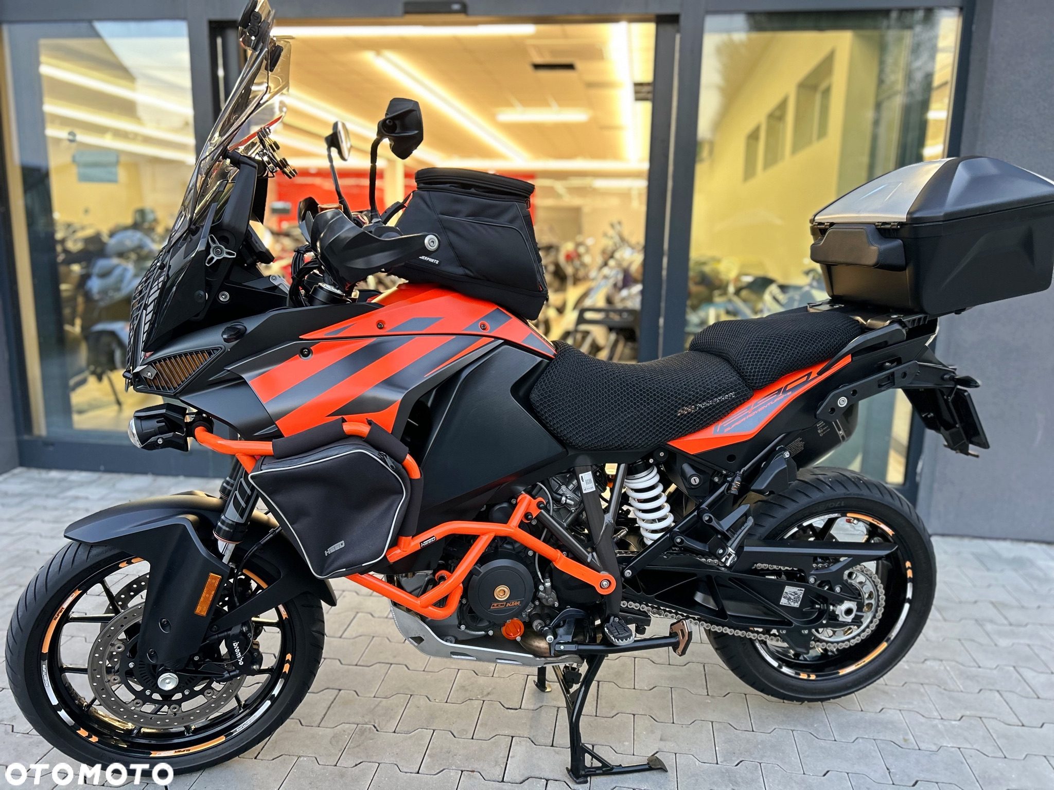 KTM Adventure - 27