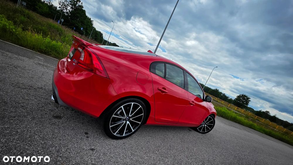 Volvo S60 T5 Geartronic RDesign - 8