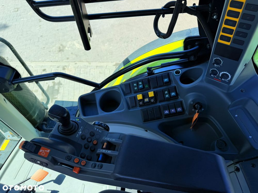 Claas Arion 650 CIS+ - 23