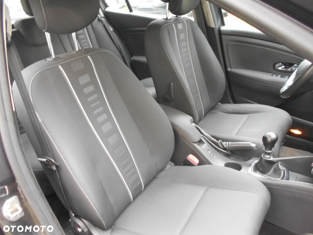 Renault Megane 1.6 16V Style Edition - 5