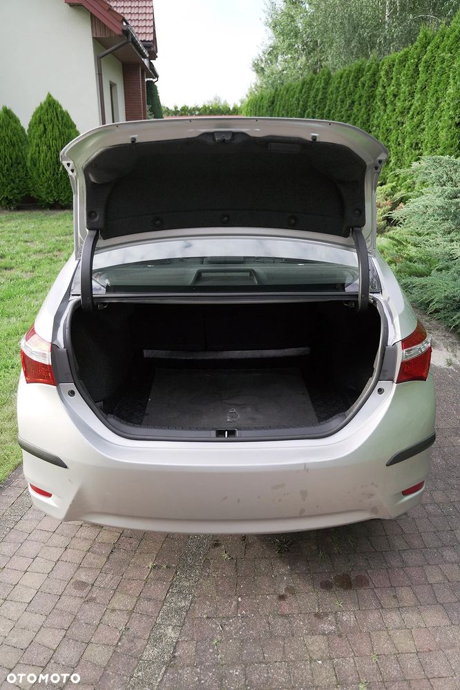 Toyota Corolla 1.6 Premium - 11