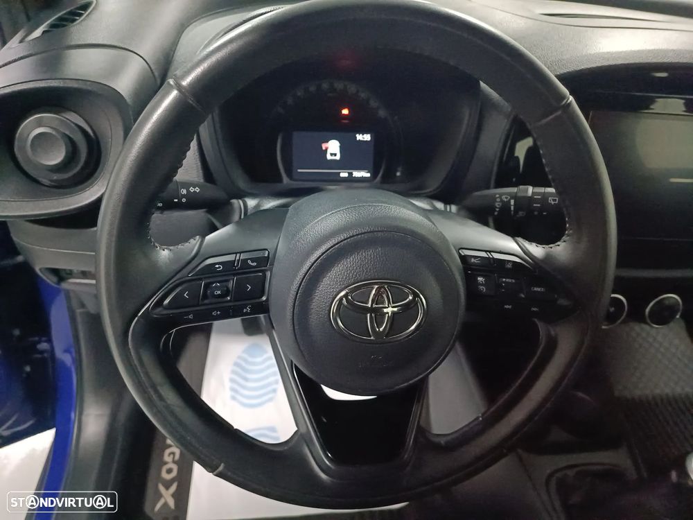 Toyota Aygo X Play - 25