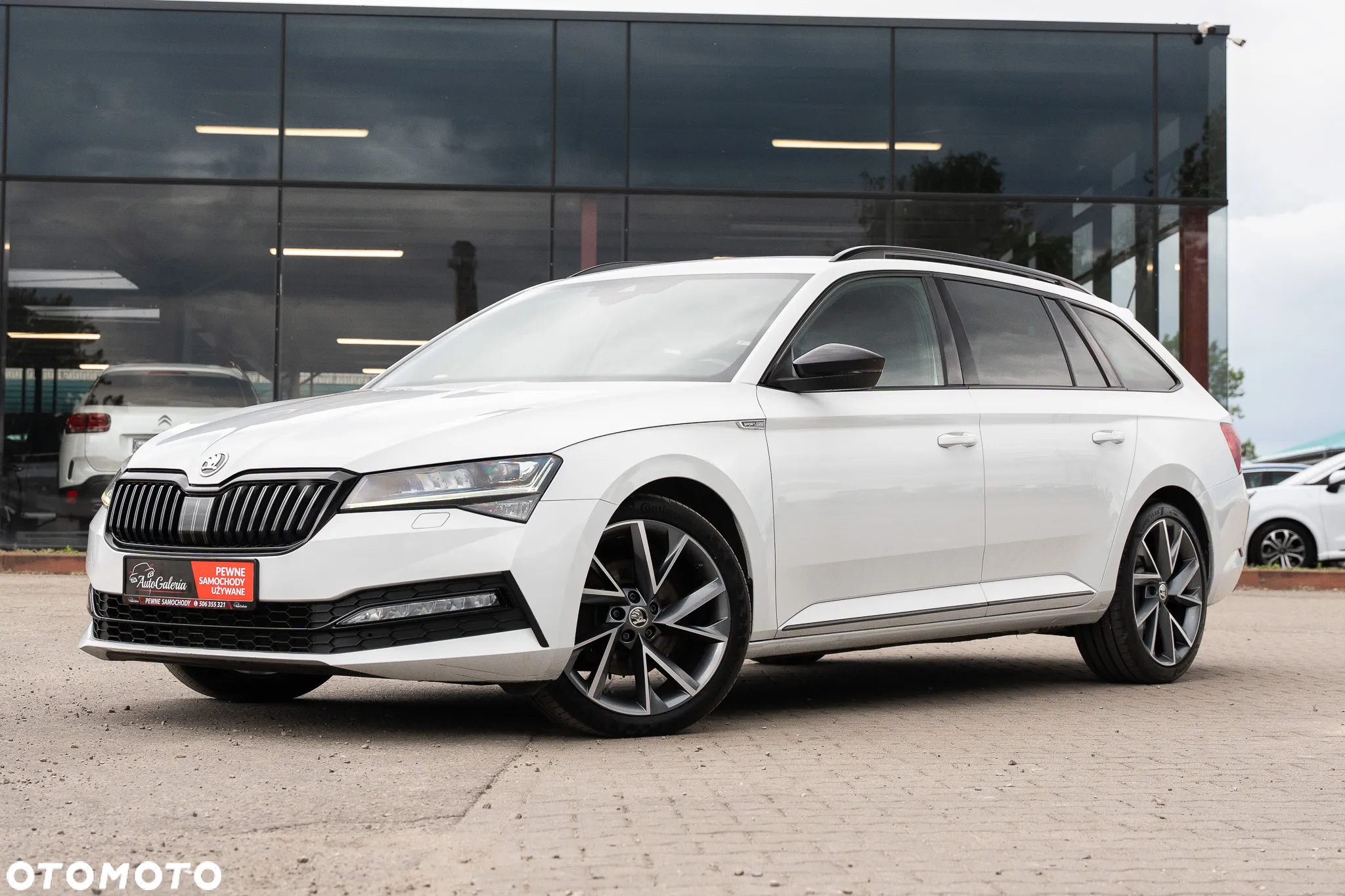 Skoda Superb 2.0 TDI DSG Sportline - 2