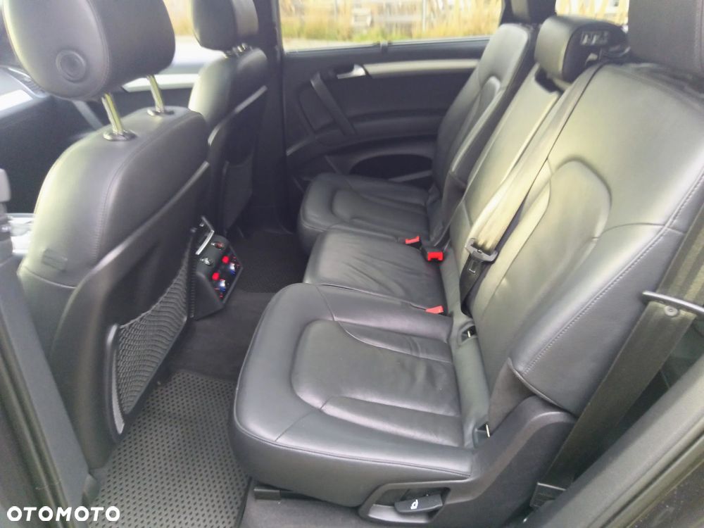 Audi Q7 - 6