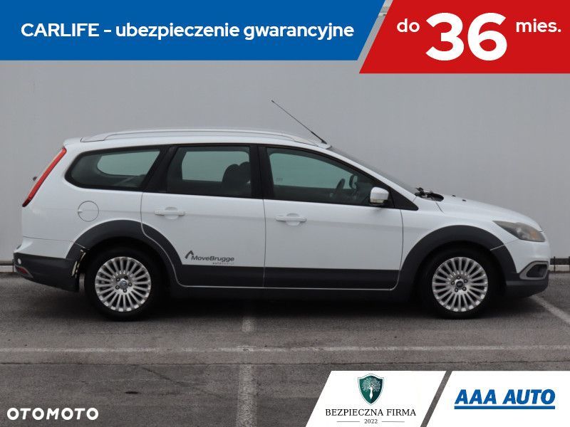 Ford Focus SW - 8