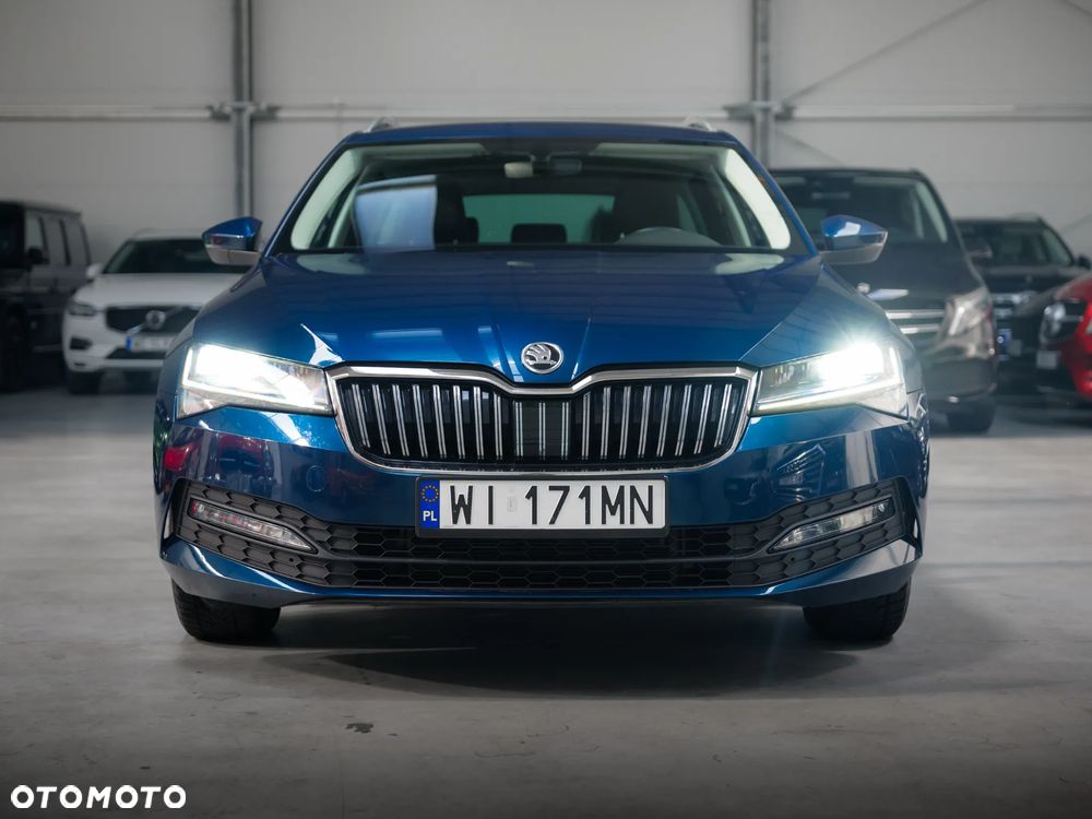Skoda Superb 2.0 TDI SCR Ambition - 15