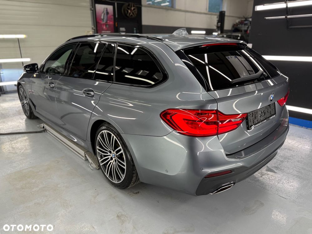 BMW Seria 5 520d M Sport Edition - 9