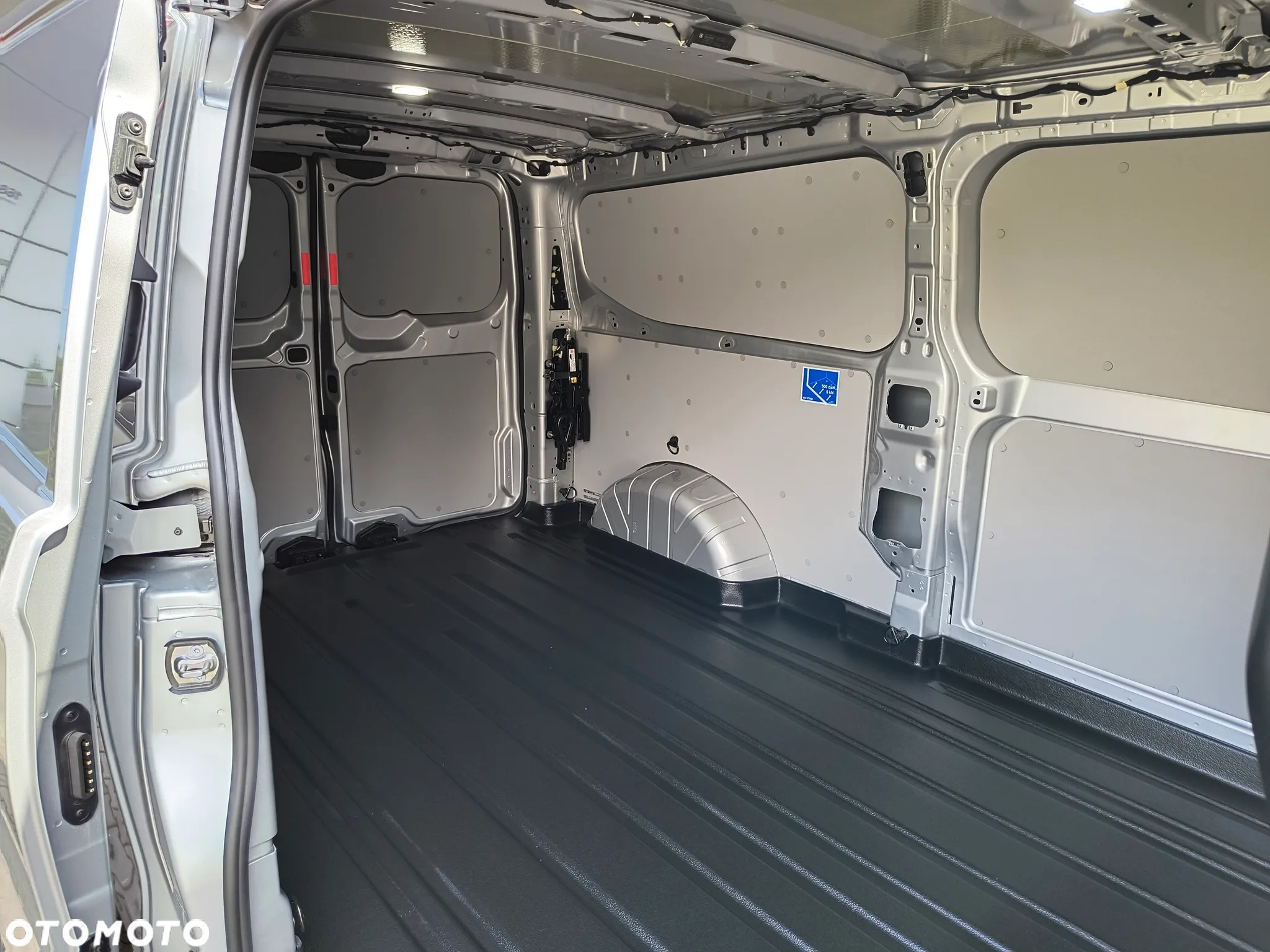Ford Transit Custom - 12