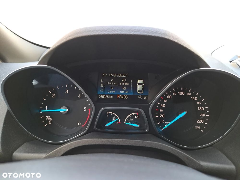 Ford Kuga 2.0 TDCi FWD ST-Line - 23