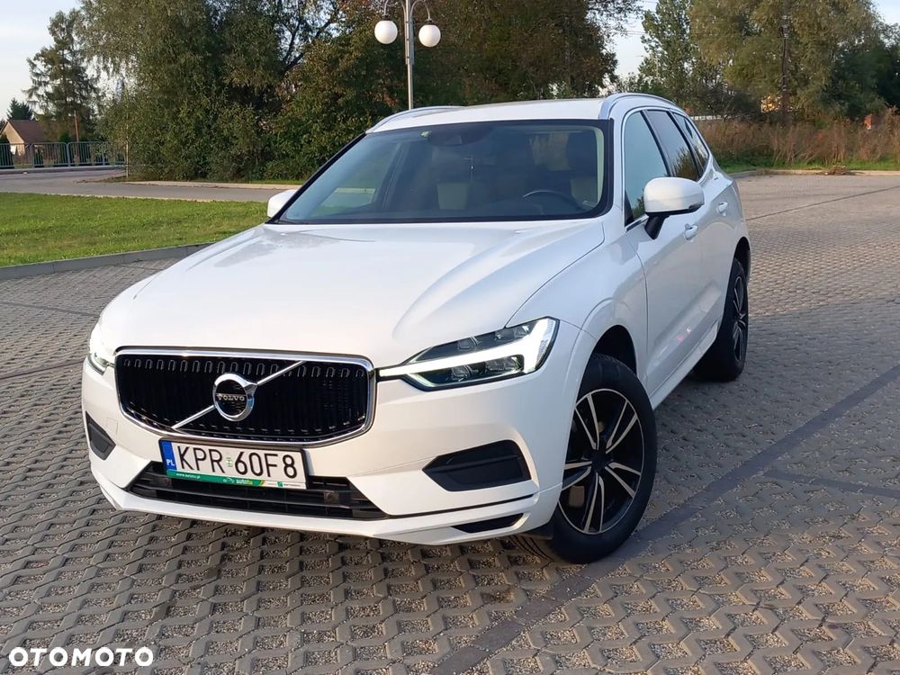 Volvo XC 60 D4 AWD Momentum - 1