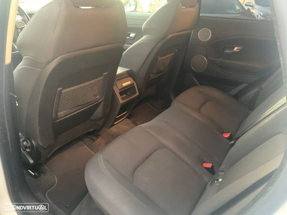 Land Rover Range Rover Evoque 2.0 eD4 SE Dynamic - 4