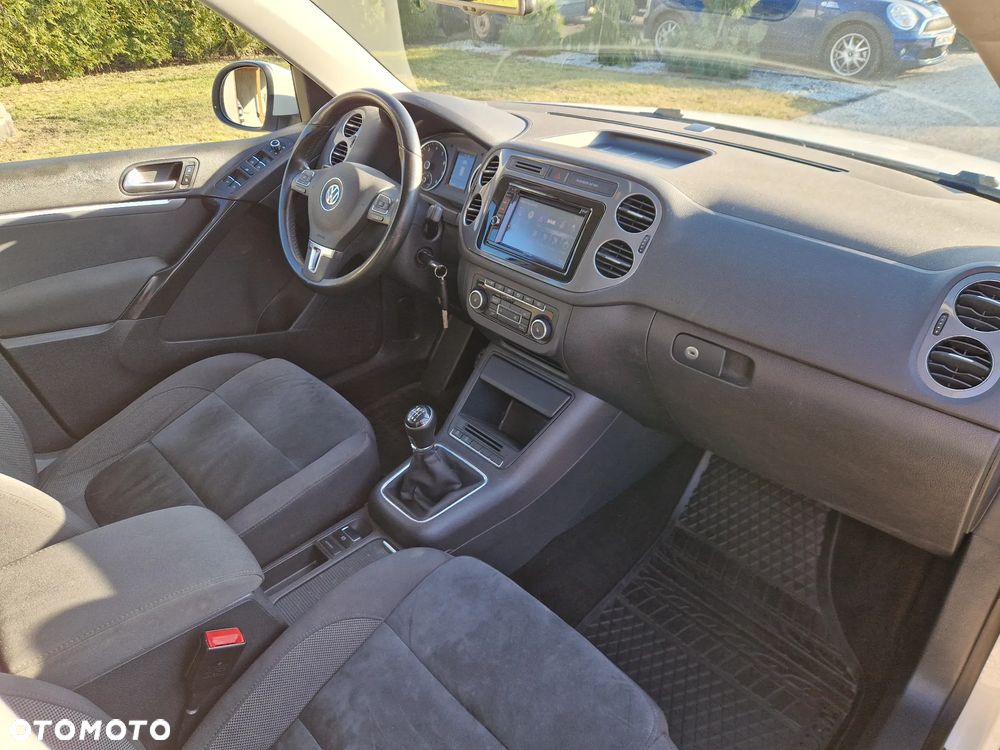 Volkswagen Tiguan 1.4 TSI BlueMotion Technology Lounge Sport & Style - 34