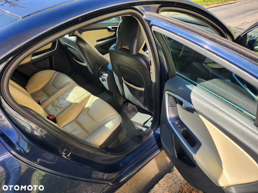 Volvo S60 - 26