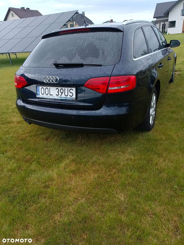 Audi A4 Avant - 9