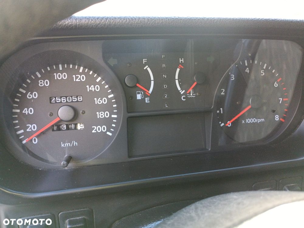 Hyundai Galloper - 8