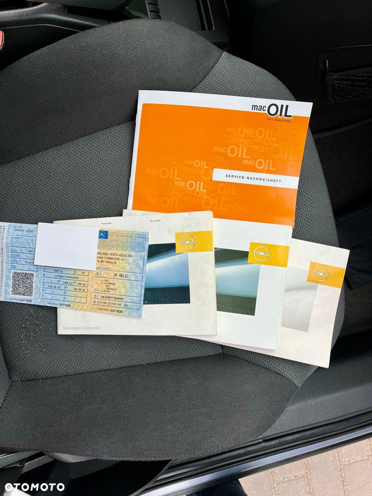 Opel Zafira 1.8 Easytronic Family Plus - 26