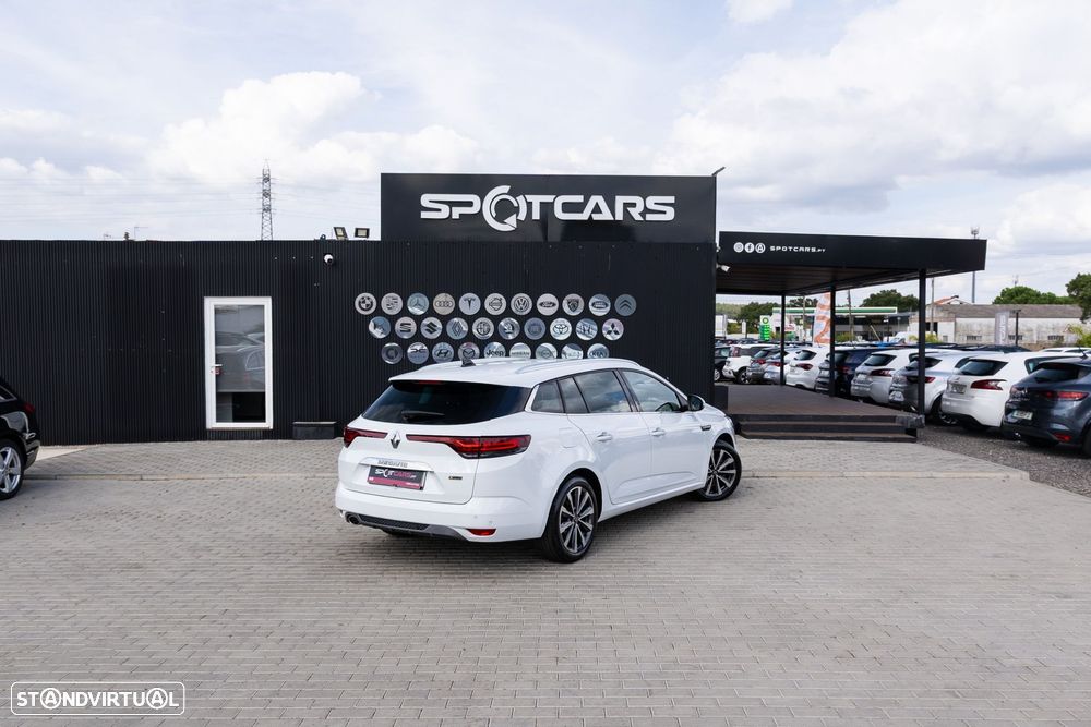 Renault Mégane Sport Tourer 1.5 Blue dCi R.S. Line — fotografia 9