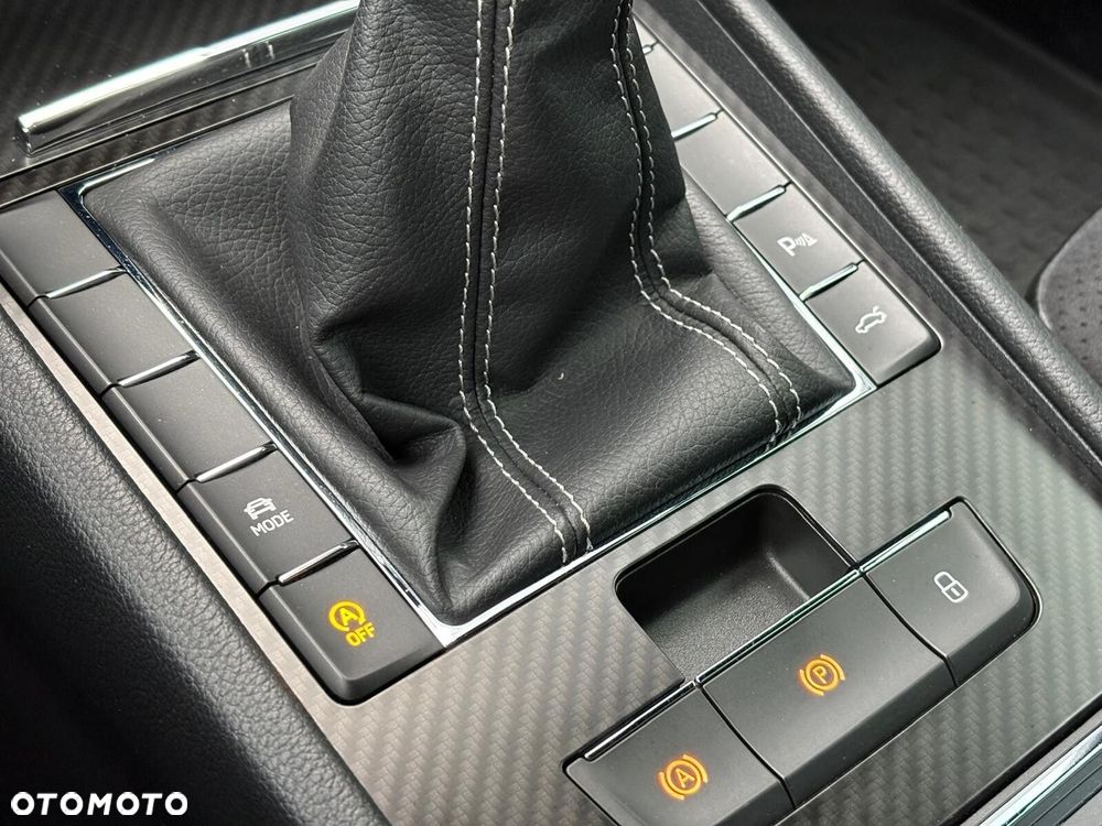 Skoda Superb 1.5 TSI Sportline - 27