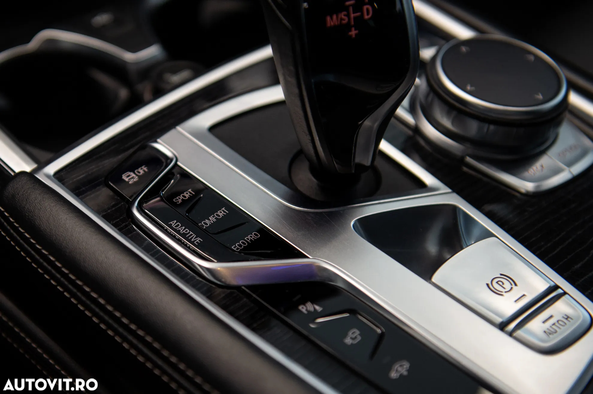 BMW Seria 7 740Li xDrive - 25