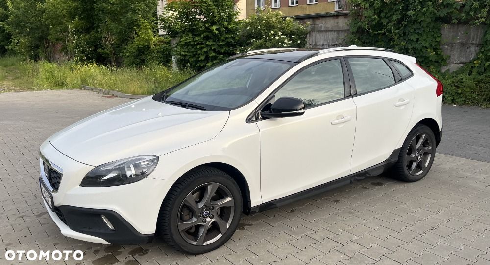 Volvo V40 Cross Country D2 Drive-E Momentum - 2