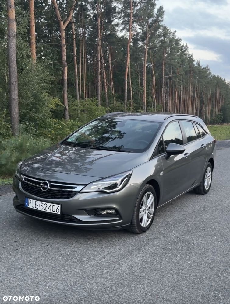 Opel Astra 1.4 Turbo 120 Jahre - 1