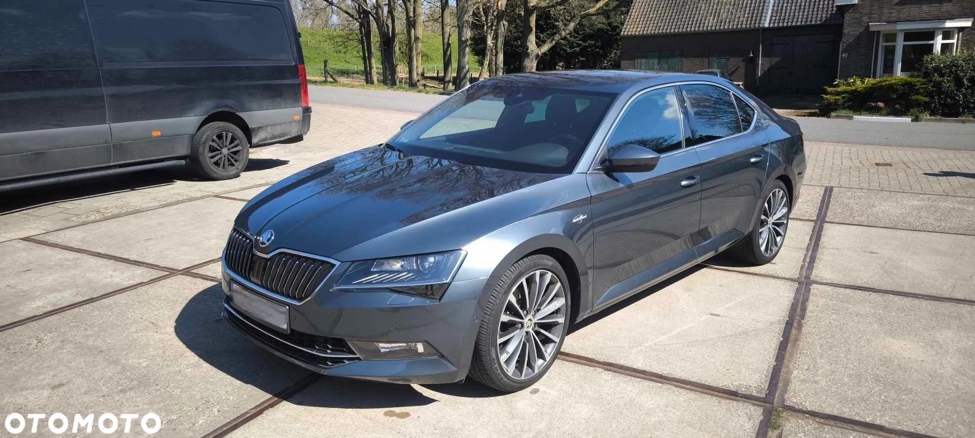 Skoda Superb 2.0 TSI 4x4 L&K DSG - 1