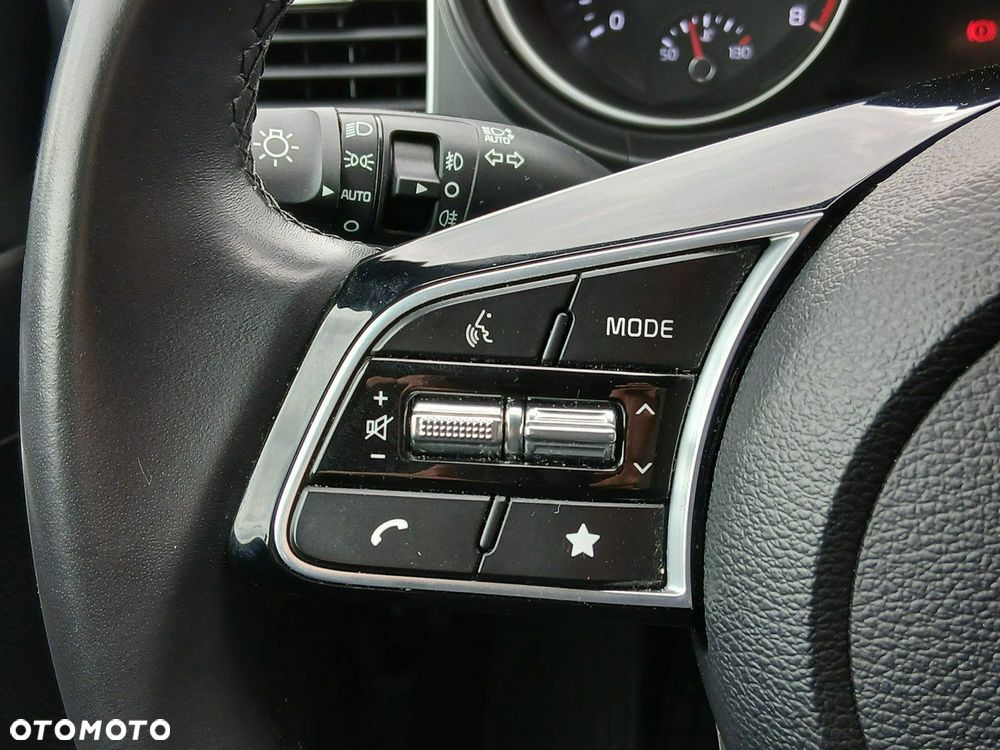 Kia XCeed 1.5 T-GDI M - 20