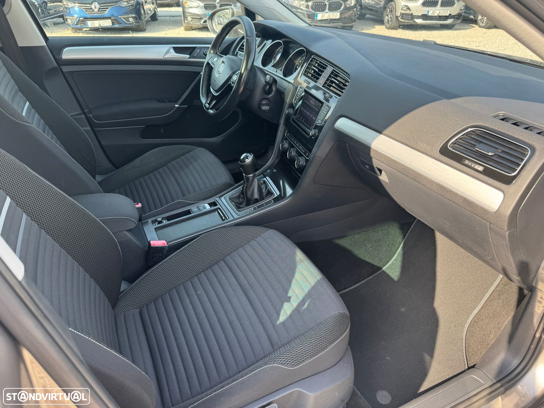 VW Golf 1.6 TDI BlueMotion Cup - 10