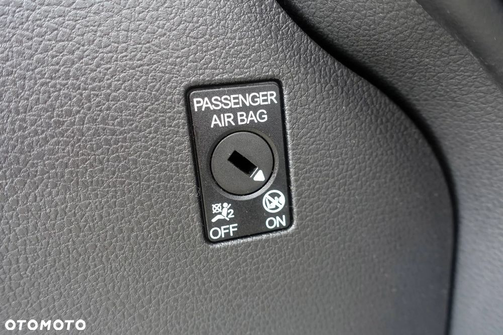 Volkswagen Golf 2.0 BlueTDI DSG Comfortline - 33