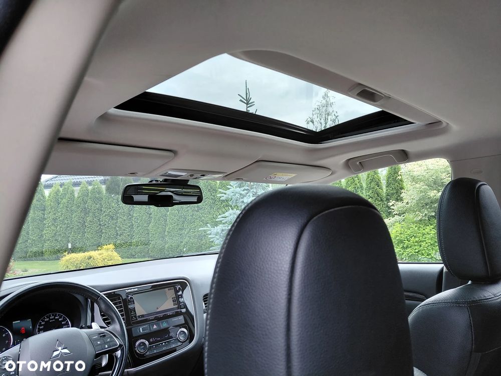 Mitsubishi Outlander 2.0 Instyle SDA 4WD CVT - 21