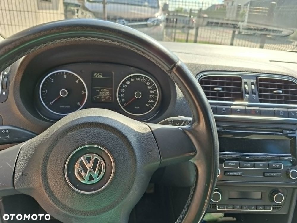 Volkswagen Polo 1.6 TDI DPF Comfortline - 4