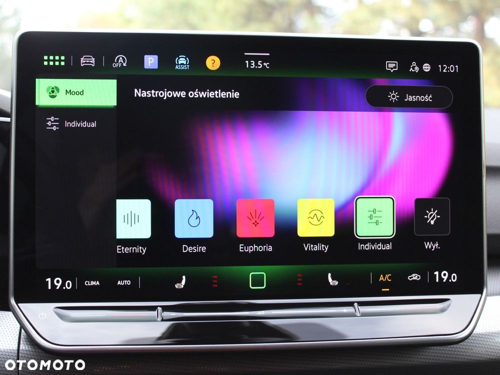 Volkswagen Golf - 33