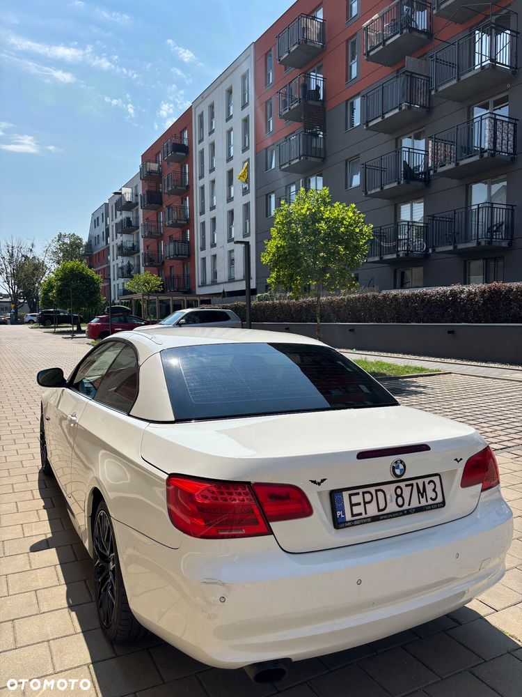 BMW Seria 3 320d - 16