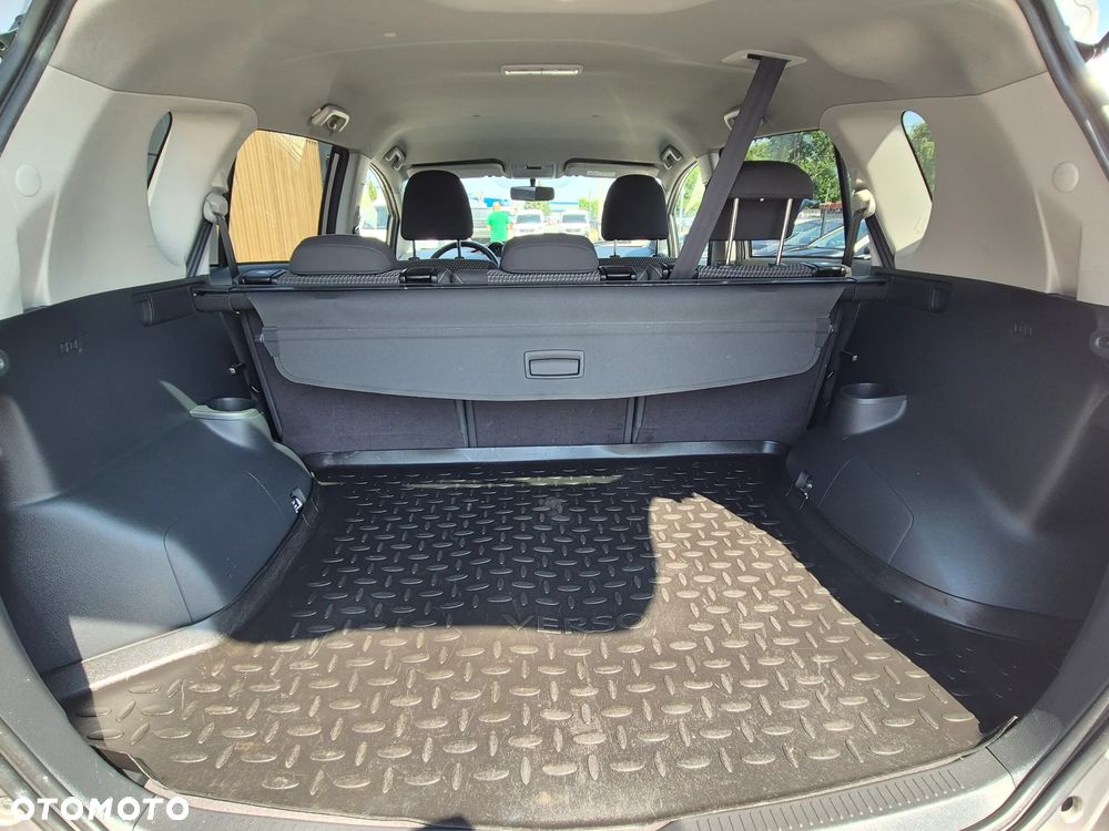 Toyota Verso 1.6 D-4D Prestige - 27