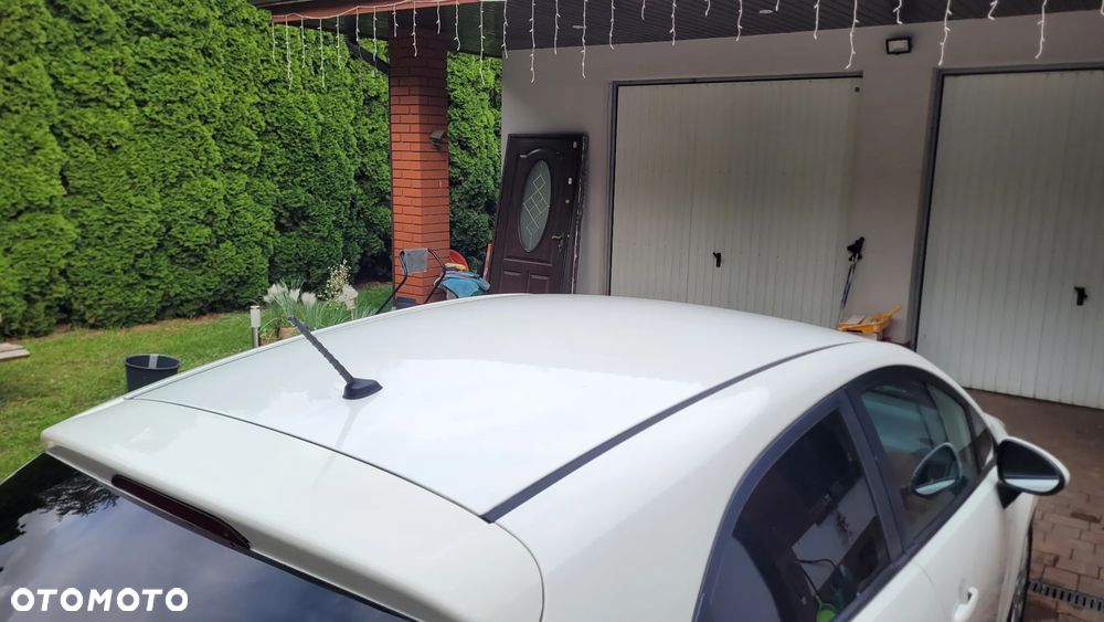 Kia Rio 1.4 Dream Team Edition - 29