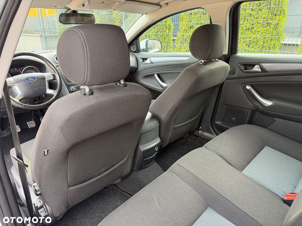 Ford Mondeo 2.0 TDCi Trend - 21