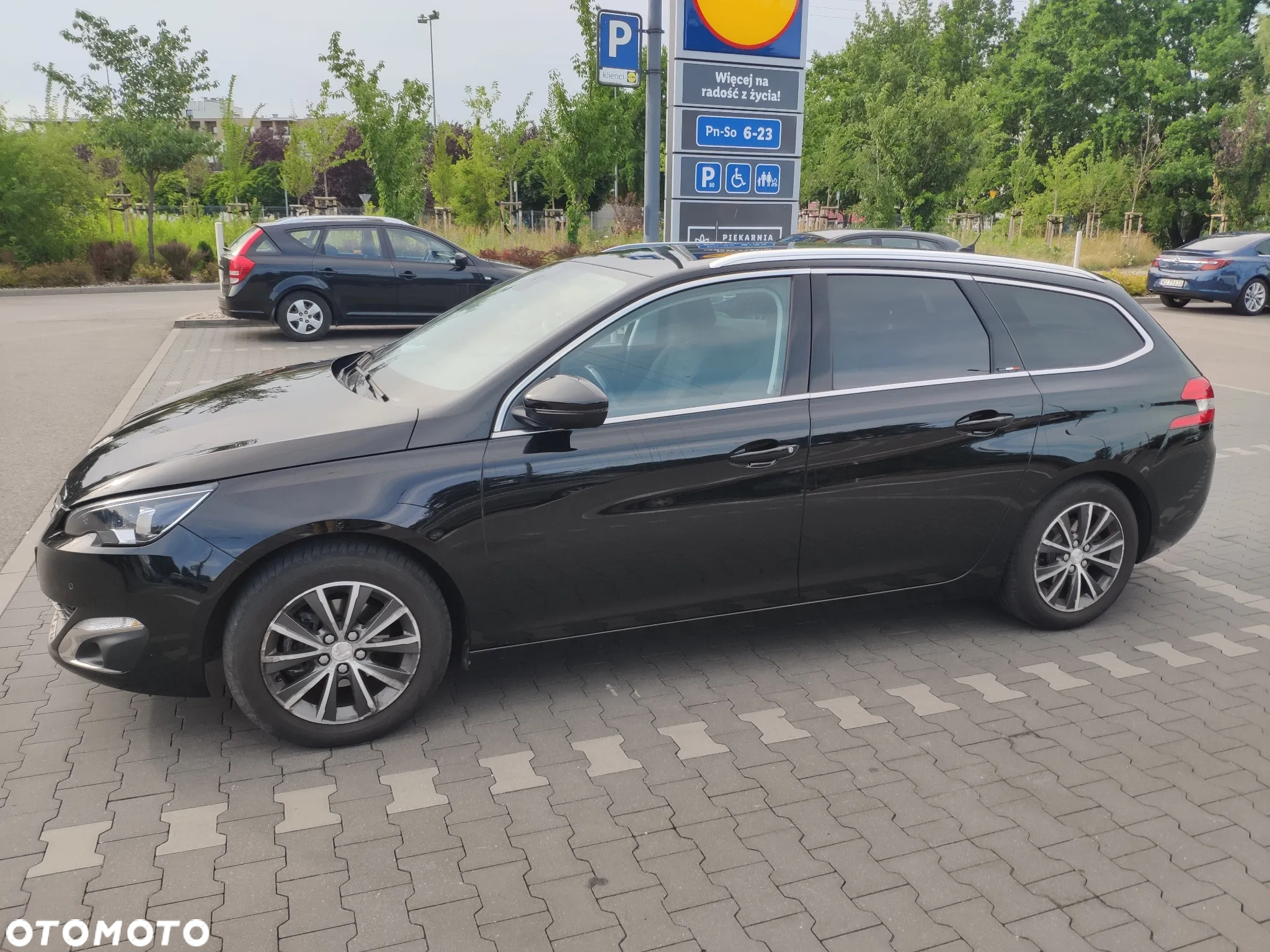 Peugeot 308 1.2 PureTech Allure S&S - 5