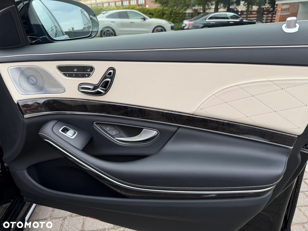 Mercedes-Benz Klasa S 560 4-Matic L 9G-TRONIC - 16