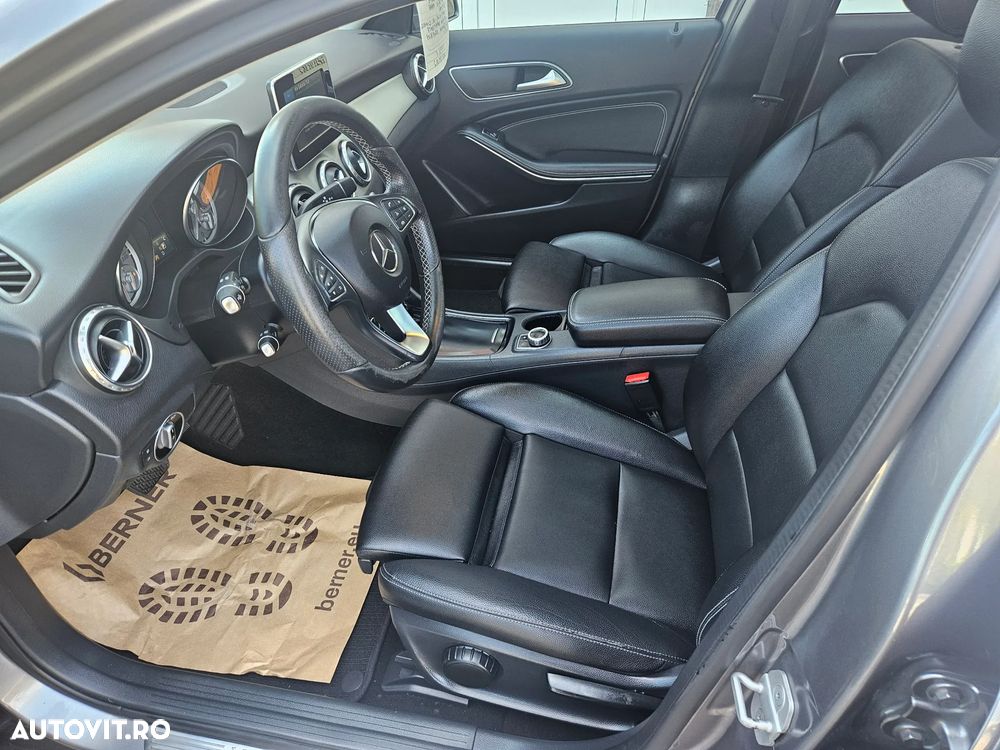 Mercedes-Benz CLA 200 d 7G-DCT AMG Line - 11