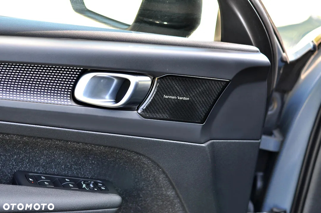 Volvo XC 40 D3 R-Design - 19