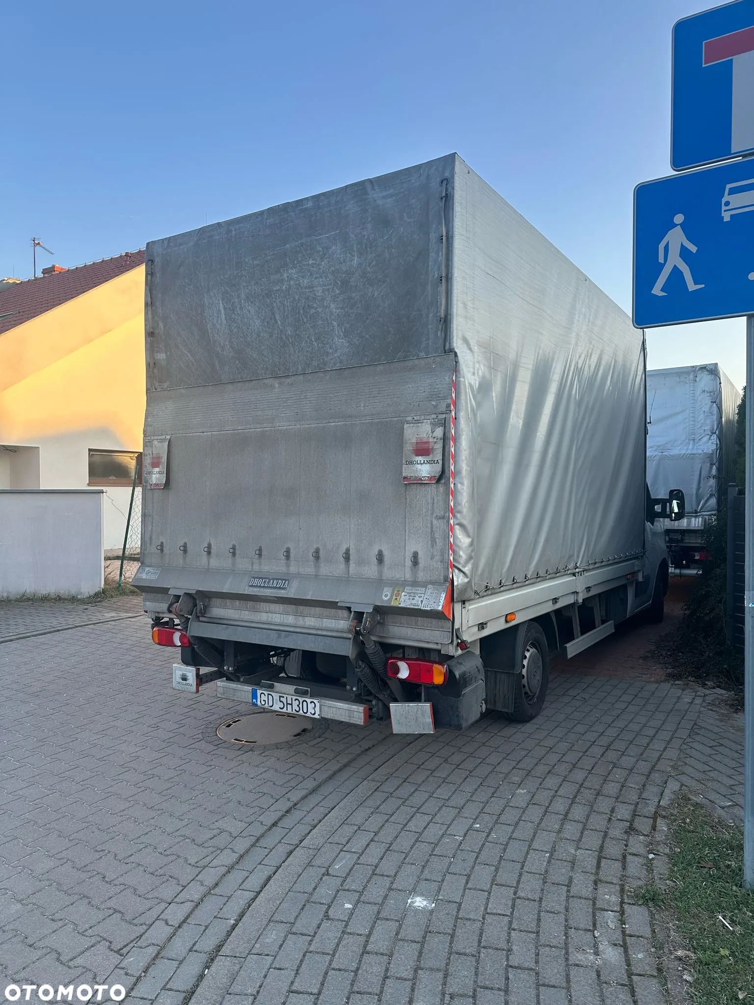 Renault Master Plandeka winda DHolandia - 3