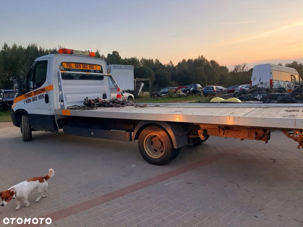 Mitsubishi CANTER - 17