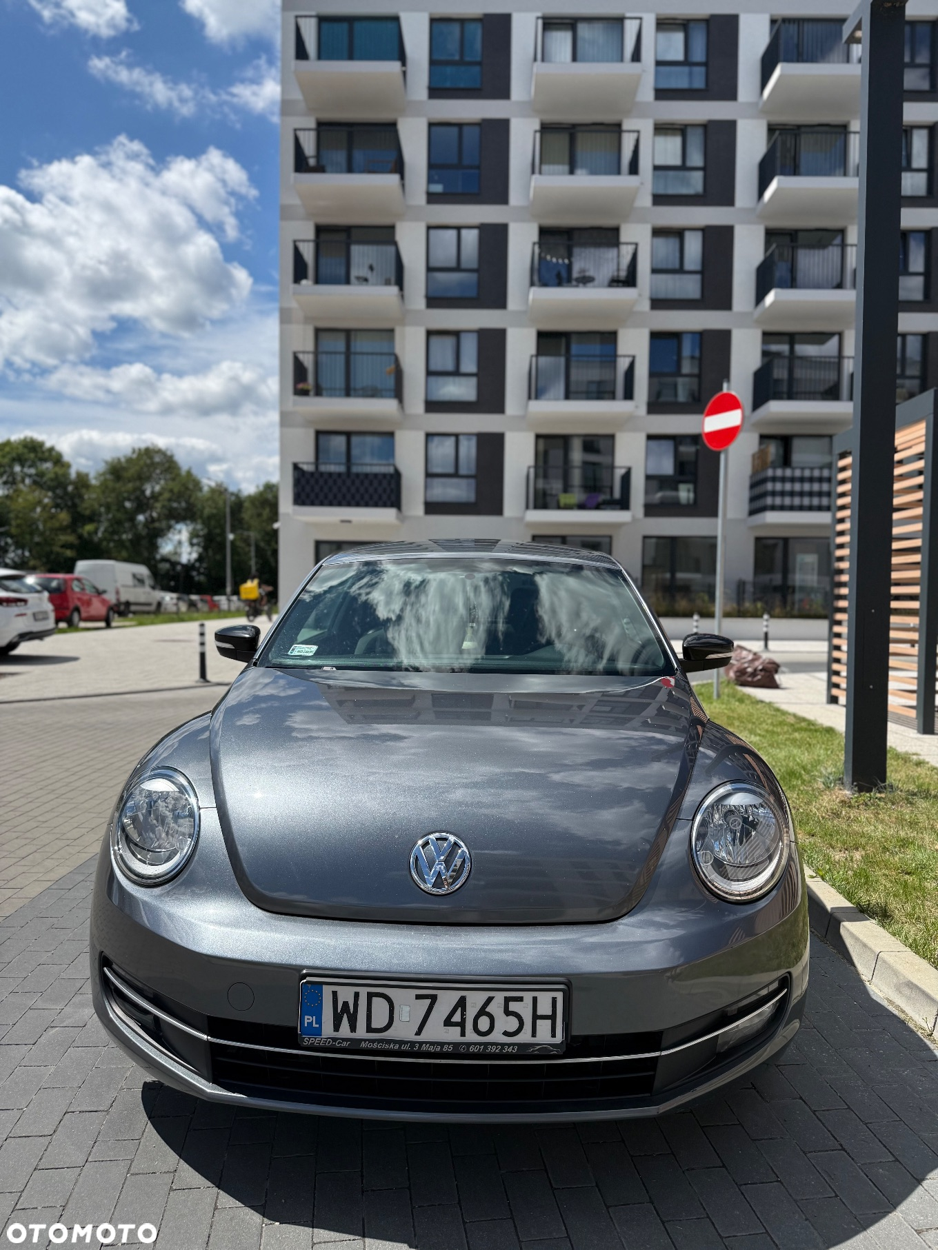 Volkswagen Beetle The 2.0 TSI DSG Sport - 8