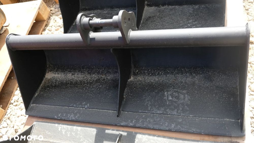 łyżka skarpowa 100cm do minikoparki mocowanie na bolce fi 2,5cm - 4