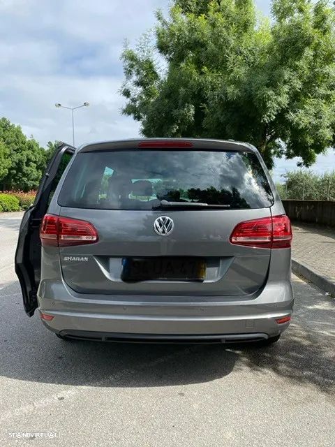 VW Sharan 2.0 TDI Confortline - 2