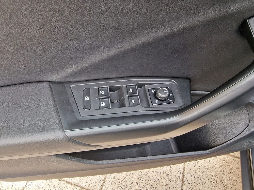 Volkswagen T-Roc 2.0 TSI 4Motion R-Line DSG - 13